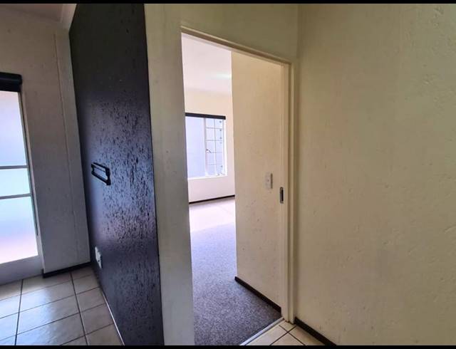 2 BEDROOM APARTMENT FOR SALE IN BRENTWOOD PARK